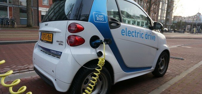 Desjardins is installing 200 electric vehicle charging stations in partnership with Hydro-Québec