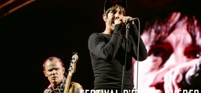 Red Hot Chili Peppers send Quebec City fans into absolute frenzy