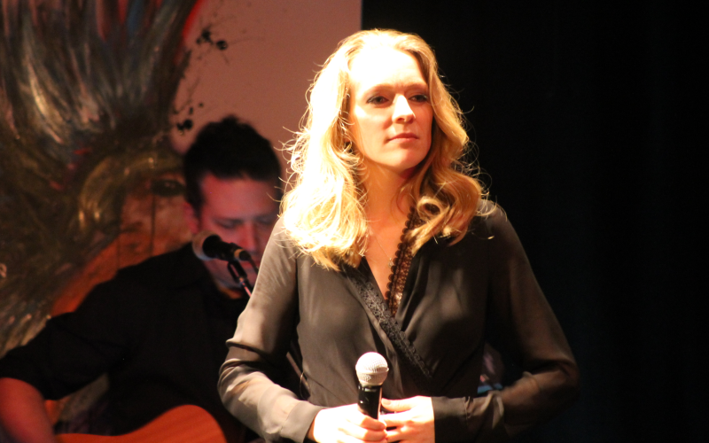 Annie Villeneuve launches album 5 at Le Cercle