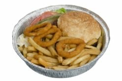 Almost 40 per cent of Canadians eat lunch at their desks, new research shows