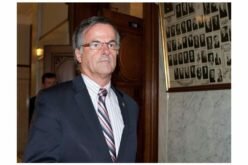 5 things to know about spat between Guy Ouellette and anti-corruption unit